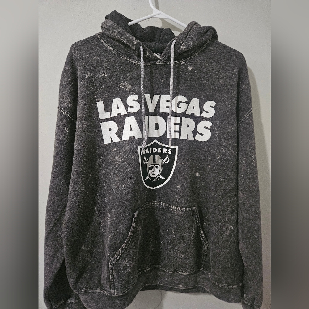 Las Vegas Raiders Black Hoodie Men's Large